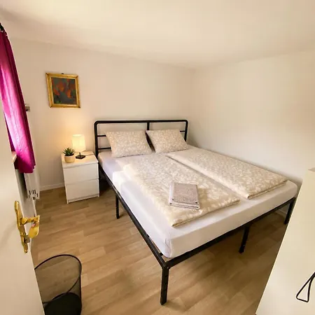 Апартаменты Monteurwohnung Haus Hollenbeck Fuer 3 Personen